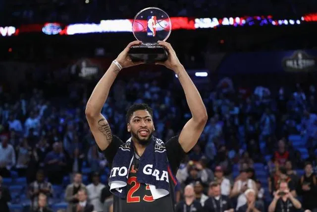 玩球网报：一文阅尽2016-17赛季常规赛 这是NBA最好的时代