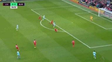 玩球赛报：英超-利物浦2-1逆转伯恩利稳居第四 悍将世界波