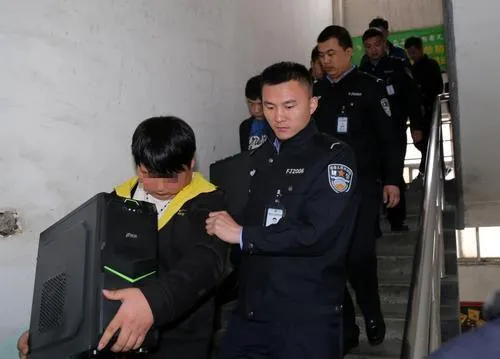 玩球头条：深度调查彩票诈骗公司 输赢完全由服务器掌控