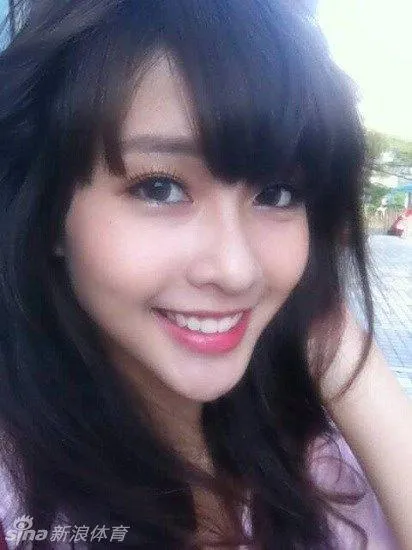 体坛花边：越南19岁美女拳击手黎颜性感私照 19岁早已身家过亿