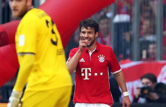 玩球赛报：德甲-拜仁1-0送达姆施塔特降级 贝尔纳特破门
