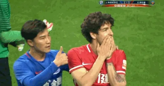 玩球资讯：帕托失点卡帅露迷之微笑 权健10号最大软肋？