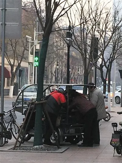 玩去网报：媒体曝光天津等地外汇“倒爷”：有一二百万也接得下