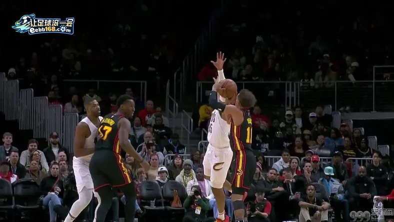 nba篮球最新消息老鹰特雷杨脑震荡