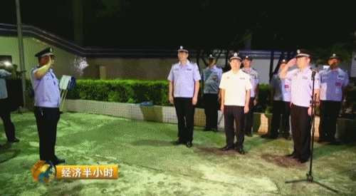 博彩头条：揭广东系列诈骗案 性感女荷官喊你赌博 上千人被骗1.4亿