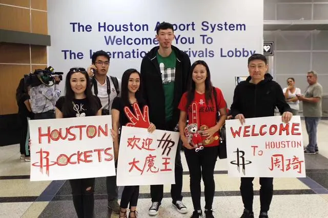 玩球头条：独家-周琦将加盟火箭 成第六位登陆NBA的中国人