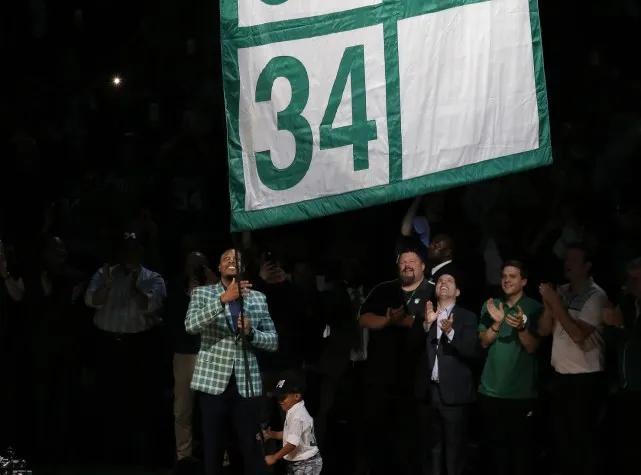 12日综述：骑士大胜凯尔特人 雷霆送灰熊六连败