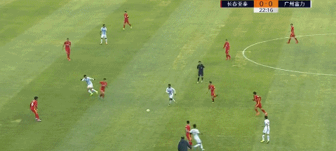 中超-亚泰1-2富力遭4轮不胜 补时判2点球雷鸟绝杀
