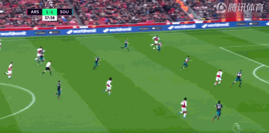 英超-阿森纳3-2获6连胜 黑贝2射1传奥巴破门