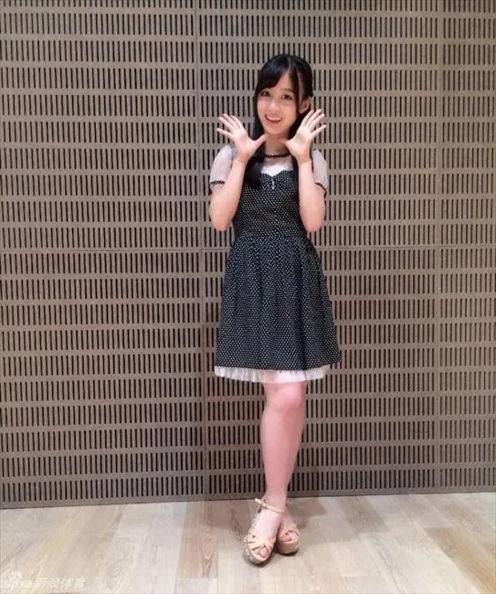 玩球小报：日本千年一遇美少女桥本环奈篮球写真 清纯可人性感惹火