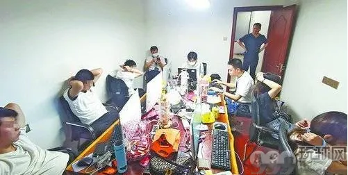 美女主播约下播后裸聊！厦门一诈骗团伙9名成员被抓获