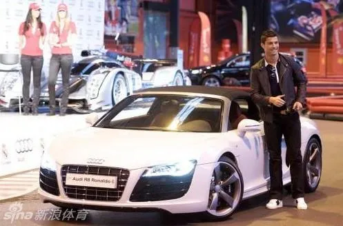 玩球网报：C罗真土豪！手下豪华座驾总价早超1亿欧元