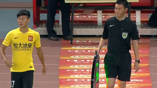 玩球赛报：恒大0-0上港6场不败 郑智击中横梁高拉特失点