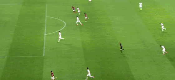 玩球赛报：河北2-1亚泰主场5连胜 拉维奇破僵张呈栋绝杀