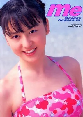 玩球花边：帮我扶着路！日本百名最强巨胸来袭 长泽雅美在列