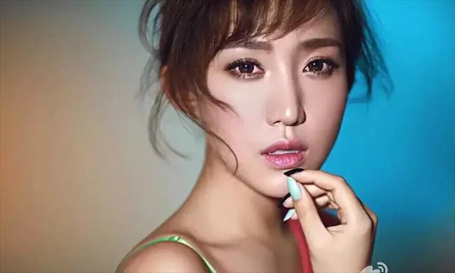 博彩资讯：足坛最美女老板文筱婷聪慧甜美 不排除和球员恋爱