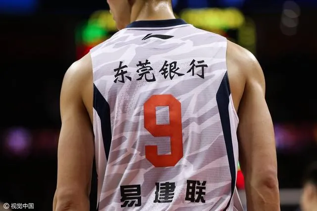 玩球头条：上海哔哩哔哩队引爆朋友圈 扒一扒CBA冠名故事