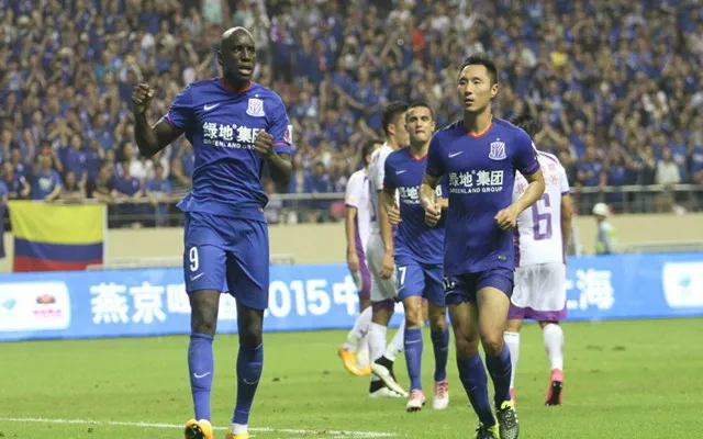 比赛速递：申花3-2险胜北控，登巴-巴帽子戏法
