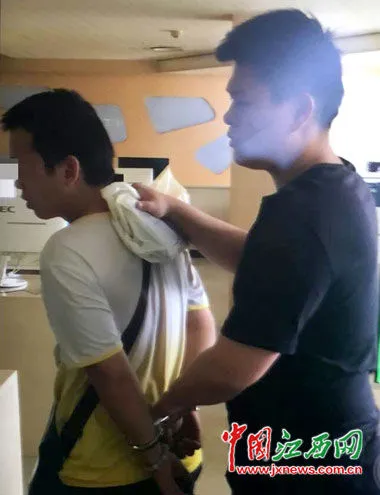 博彩法制：男子沉迷彩票欠债 盗300万元珠宝4天后落网(图)