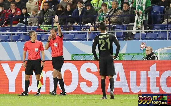 玩球头条：联合会杯足球界大改革 视频回放+加时第4替补
