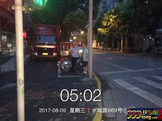 彩市新闻：百余街头彩票亭被连夜拆除 未来将