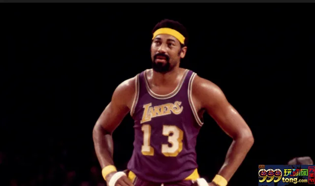玩球资讯：张伯伦是怎样的存在？创128项NBA纪录却饱受批评