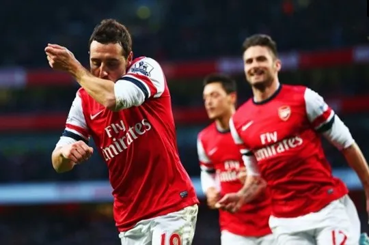 英超战报：卡索拉5分钟2球 阿森纳2-0取5连胜仍领跑