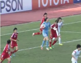 女足亚洲杯半场战报:韩国争议变性人乌龙球 中国1-0领先