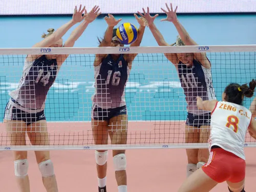 玩球赛报：女排世锦赛中国1-3美国 郎平率队时隔16年再摘银