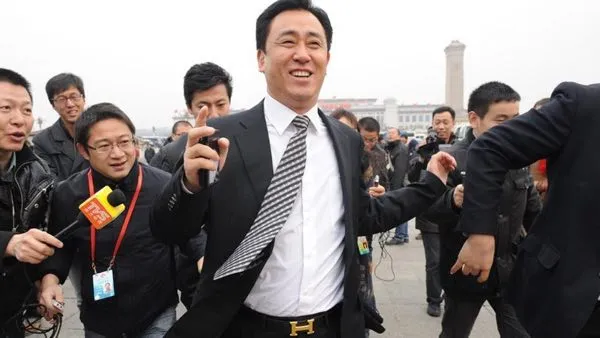 玩球网报：恒大老板许家印今年发了多少奖金？7300万！