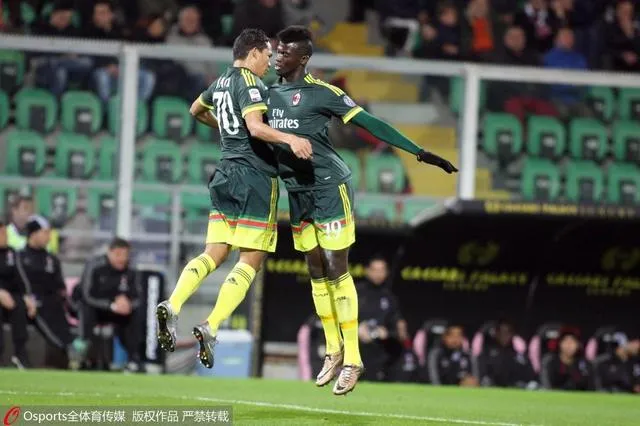 玩球赛报：意甲-米兰客场2-0巴勒莫 巴卡和尼昂分别建功