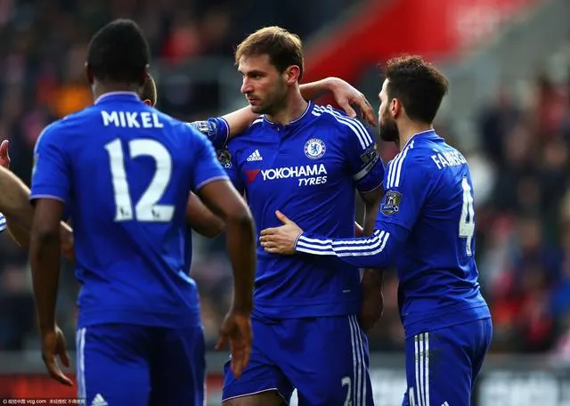 玩球赛报：英超-切尔西2-1南安普顿 小法扳平伊万入绝杀
