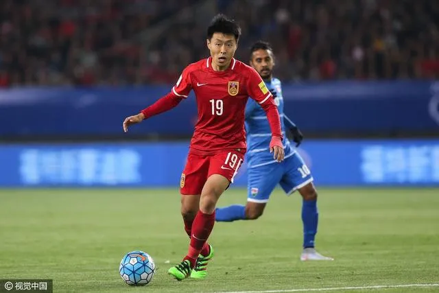 玩球赛报：国足4-0擒马代仍存晋级希望 姜宁戴帽杨旭破门