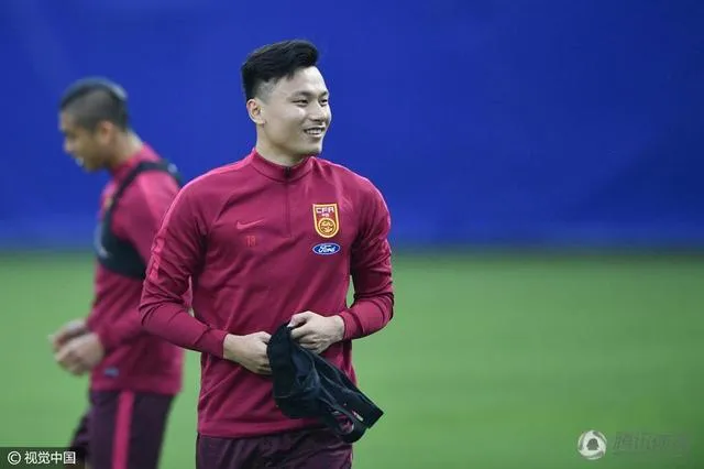 预计首发：郜林+张玉宁中锋 于海或踢左后卫