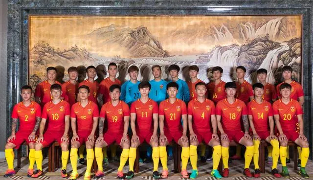 玩球资讯：国脚中国杯号码曝光 毛剑卿9号 胡人天10号