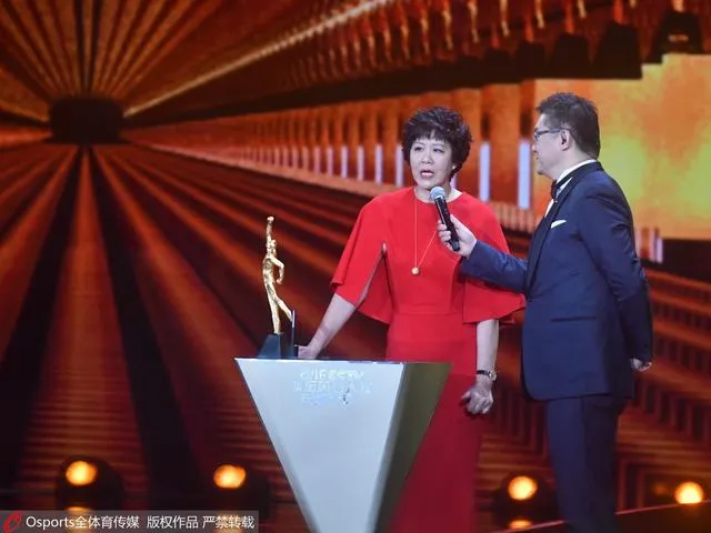 博彩资讯：马龙朱婷获最佳男女运动员奖 郎平荣膺最佳教练