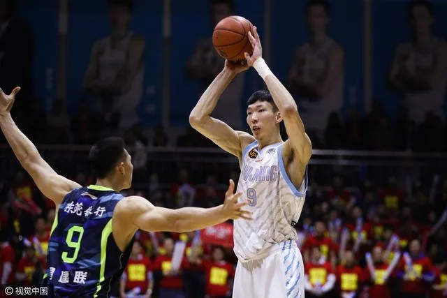 玩球赛报：新疆17分大胜广东总分1-0 周琦20+10阿联14分