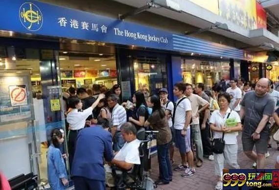 博彩资讯：香港六合彩1.7亿奖池被瓜分 2注头奖各得8465万