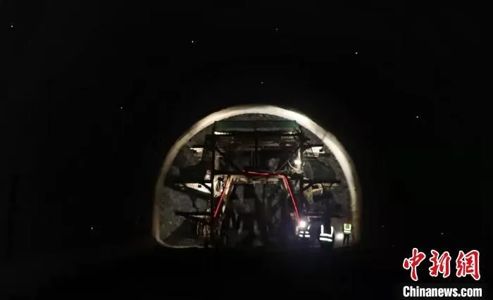 图为施工作业资料图。　重庆高速工程顾问公司供图