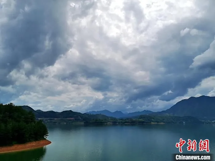 浙江遂昌“天工之城”仙侠湖风光 范宇斌 摄