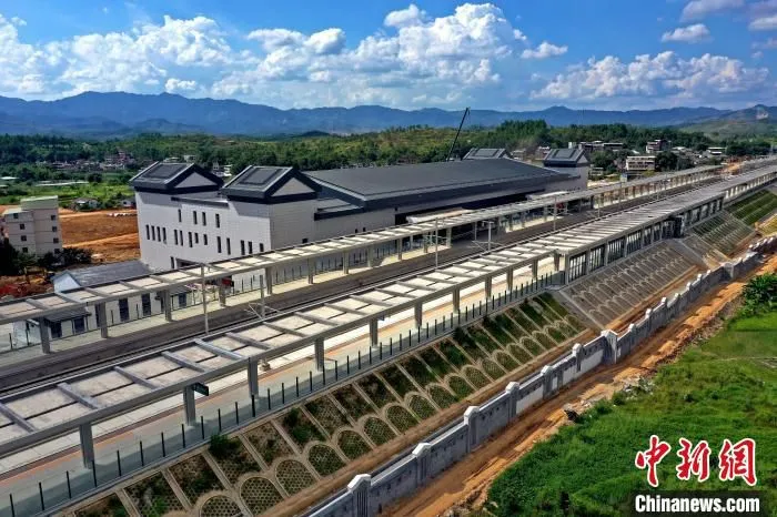 赣深高铁 广铁集团 供图