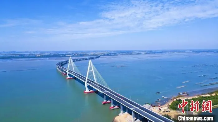通明海特大桥 广东省交通集团供图