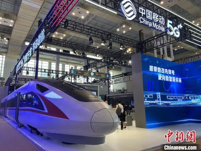 展会现场。　林波 摄