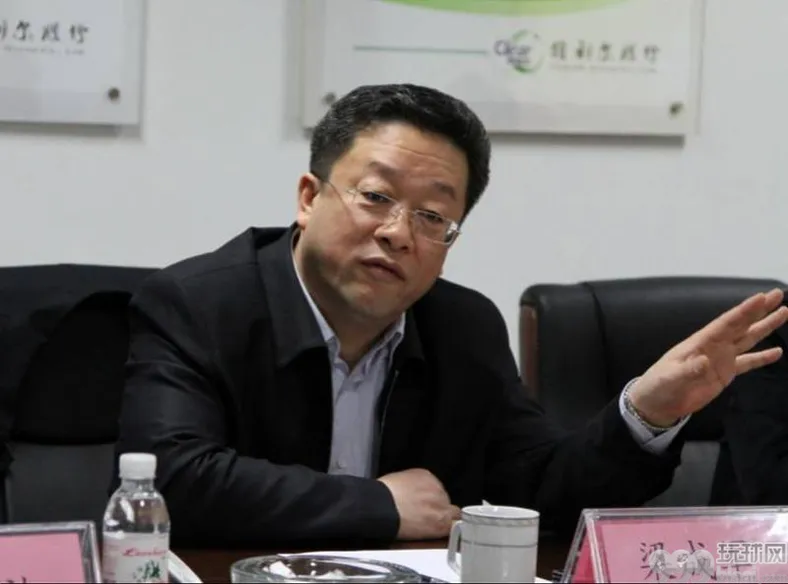 黑龙江牡丹江卖官、涉赌、搞钱色交易的厅官受审， 副手先落马被批“五毒俱全” 