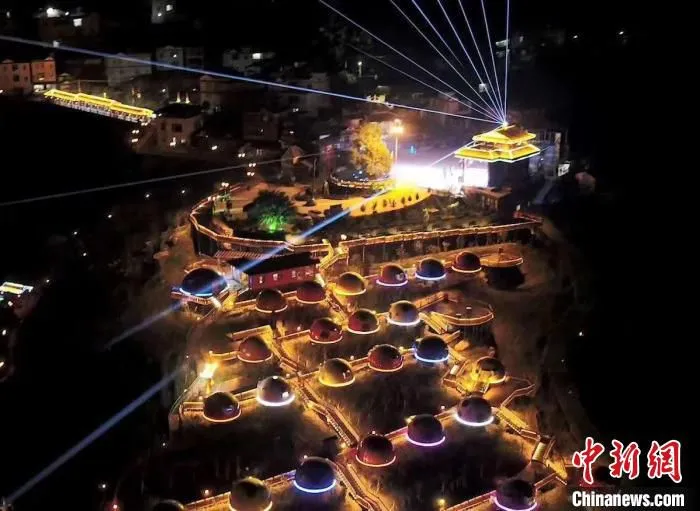 福建漳州市华安县官畲村夜景迷人。　王玉璋 摄