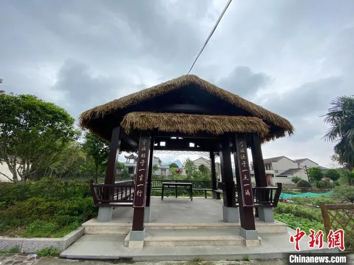 马岙村一景 李典 摄