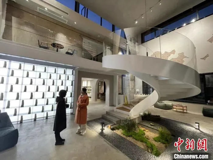改造后的社区艺术空间。　张斌 摄