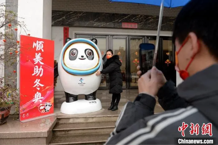 “寻墩之旅”的火热带动了德化的旅游产业。　李宏图 摄