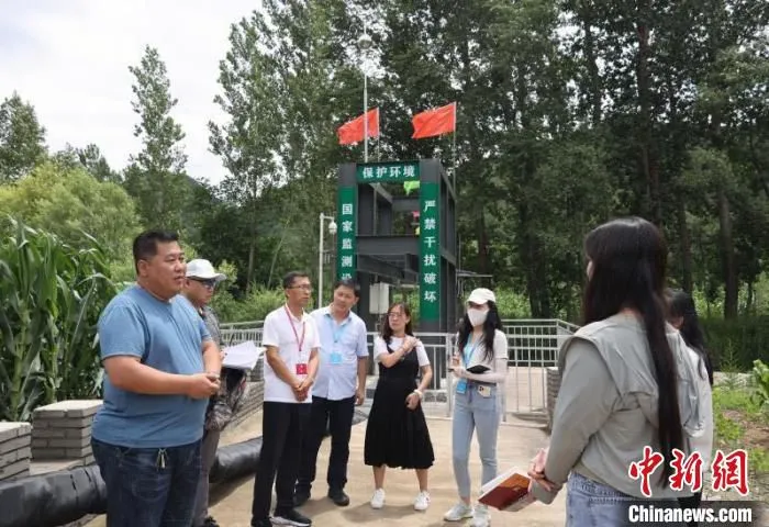 图为国家生态环境监测灵丘县唐河下北泉村国考断面水质自动监测站。　主办方供图