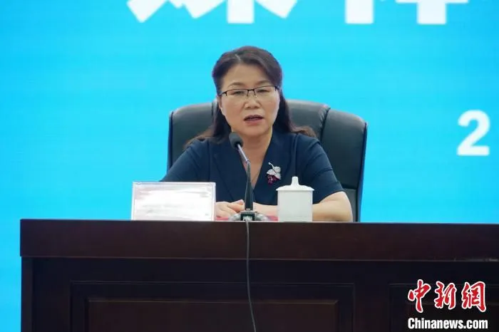 图为广西壮族自治区南宁市良庆区人民政府副区长梁红英。　叶子榕 摄